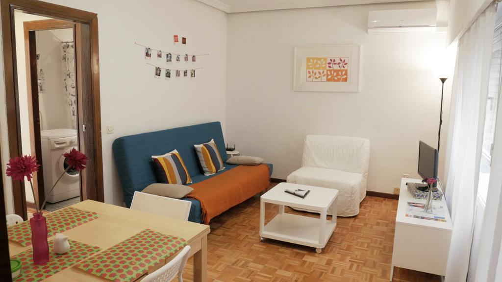 Apartamentos Callecultura Madrid Esterno foto